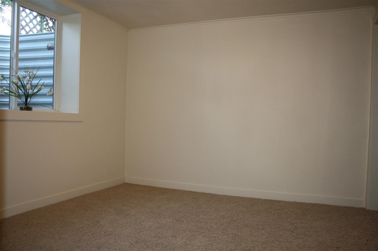218 E Glass - Photo 11