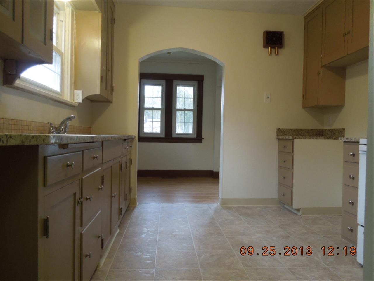 218 E Glass - Photo 7