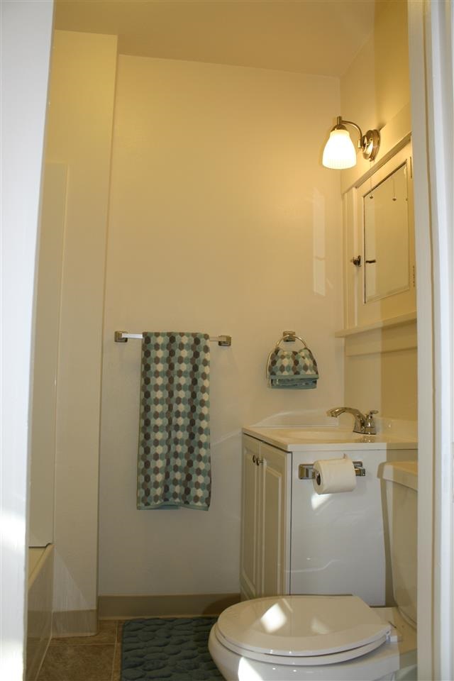 218 E Glass - Photo 9