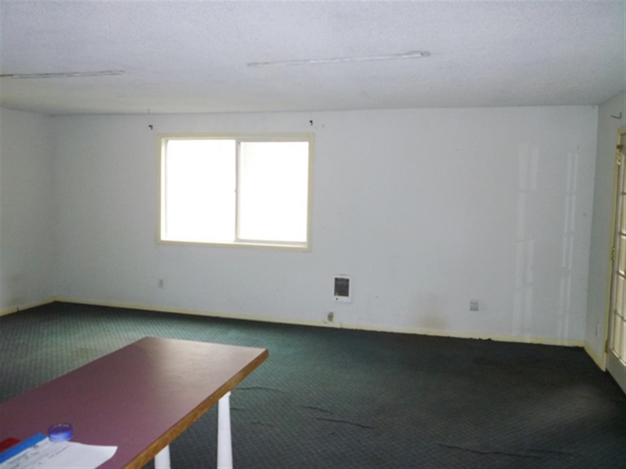 242 Knott Rd - Photo 3