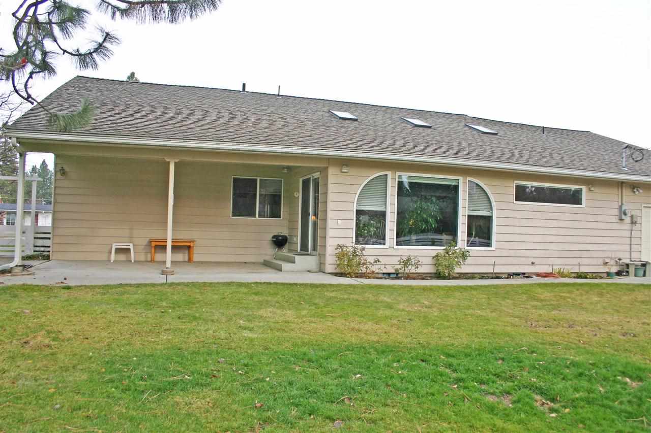 31 W 37th Ave - Photo 20