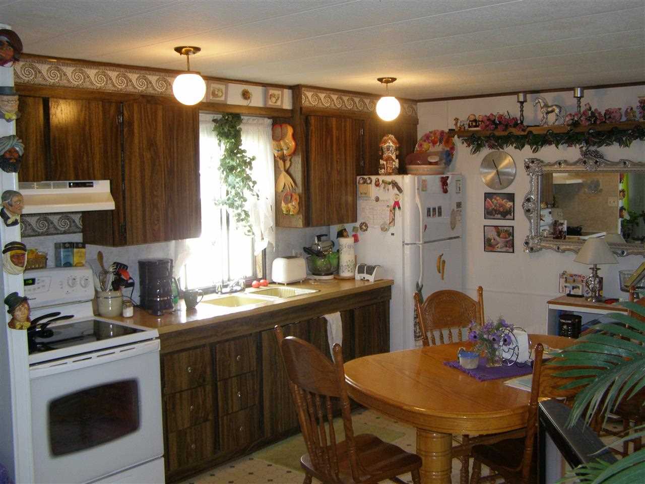 1211 E Lyons Ave - Photo 5