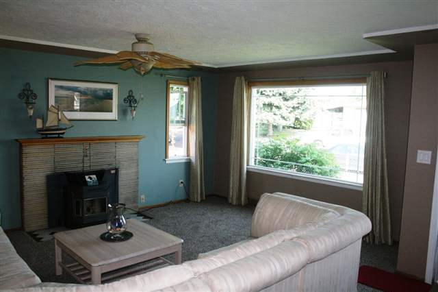 612 E Walton St - Photo 4