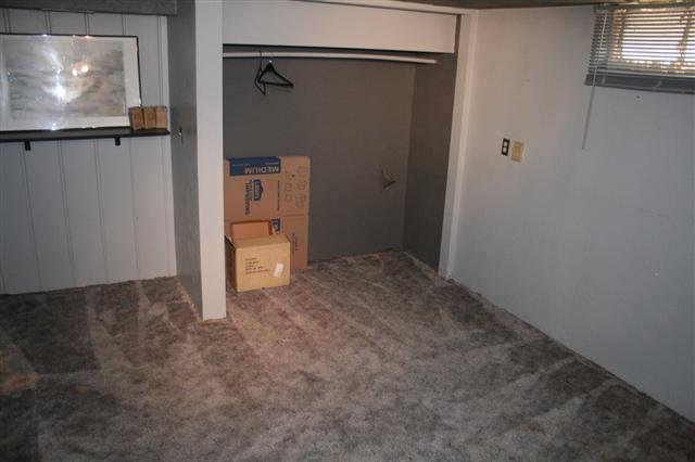 612 E Walton St - Photo 8
