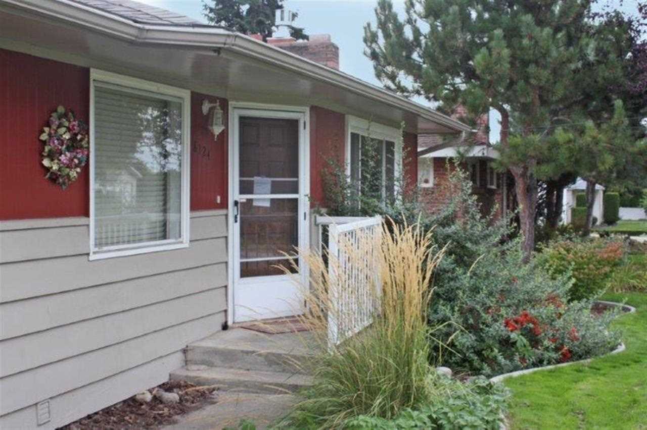 8124 E Boone Ave - Photo 2