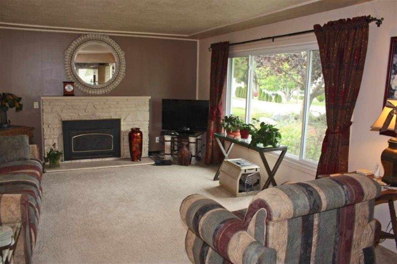 8124 E Boone Ave - Photo 3