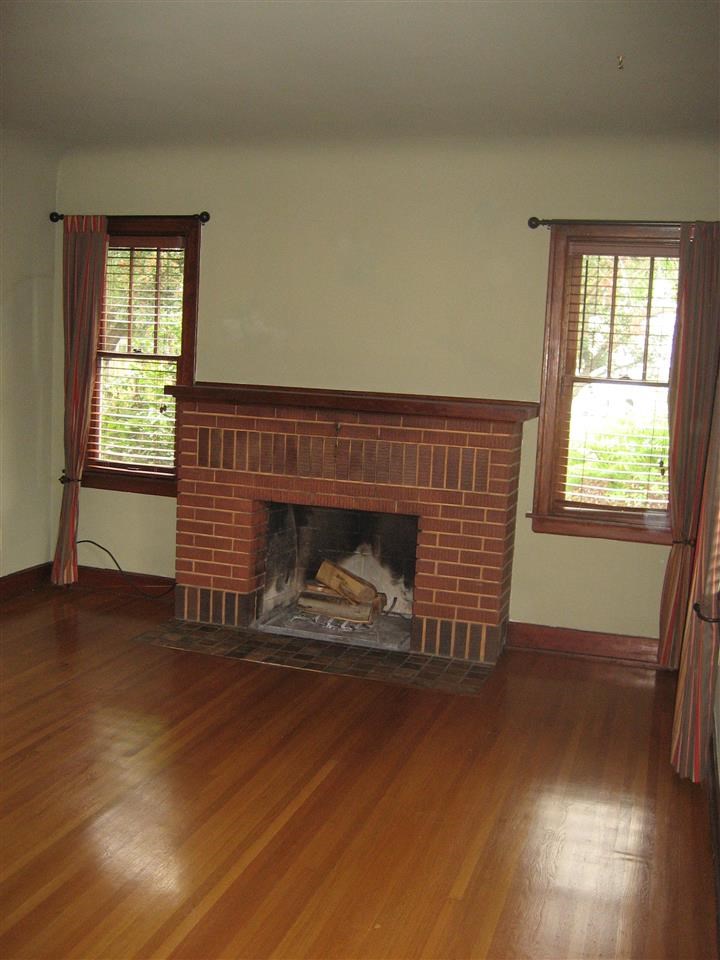 2425 E Mission Ave - Photo 6
