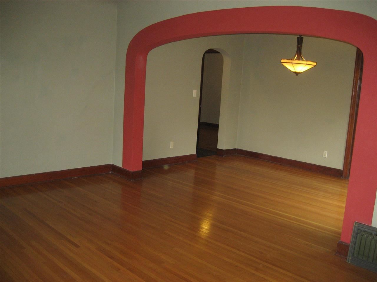 2425 E Mission Ave - Photo 8