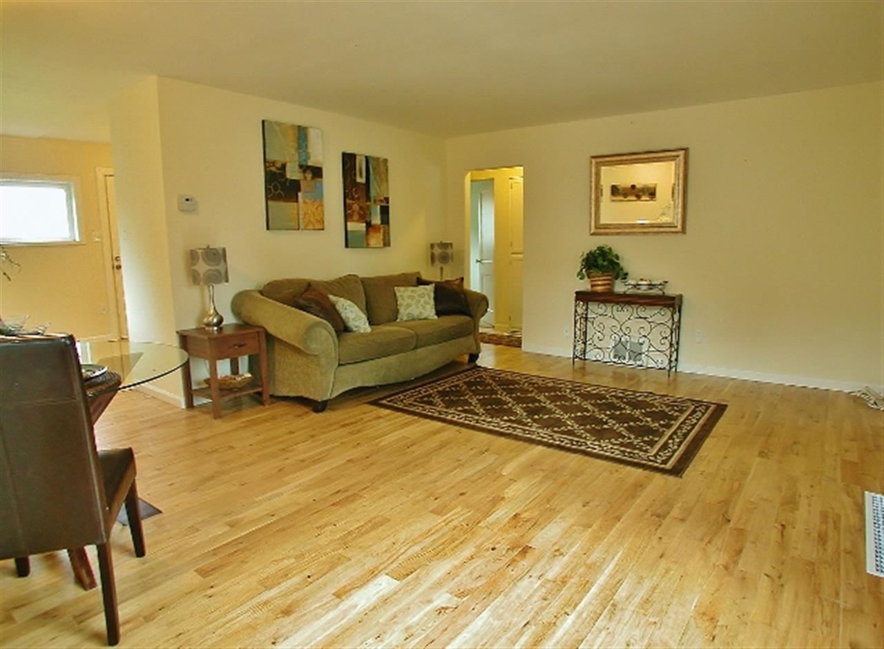 1818 N LACEY - Photo 3