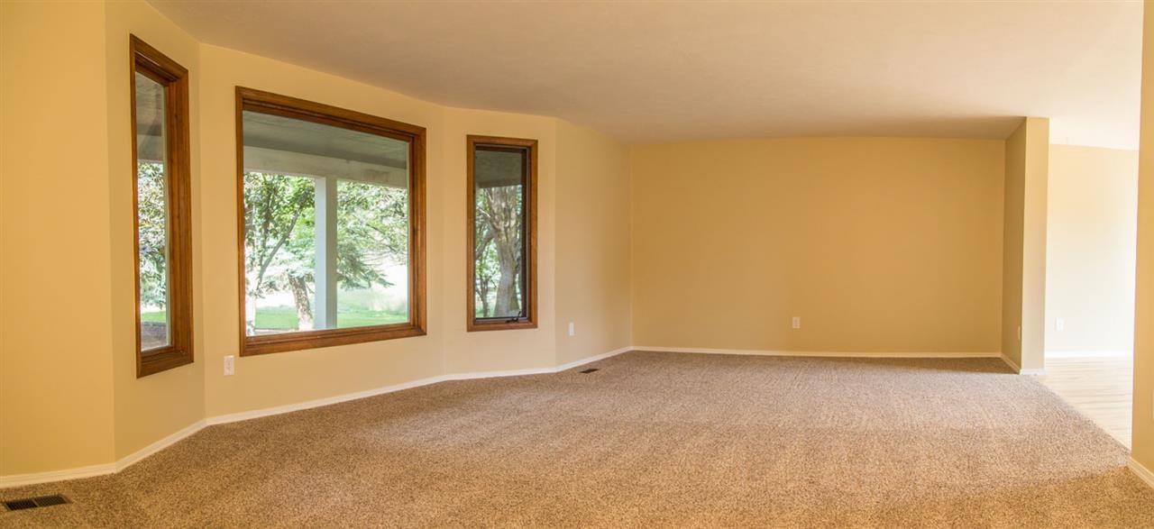 21026 N Perry Rd - Photo 3