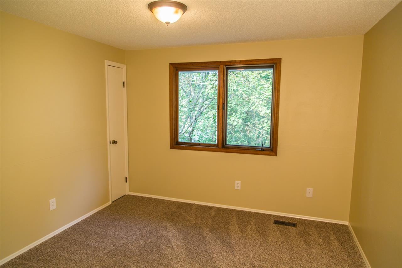 21026 N Perry Rd - Photo 10