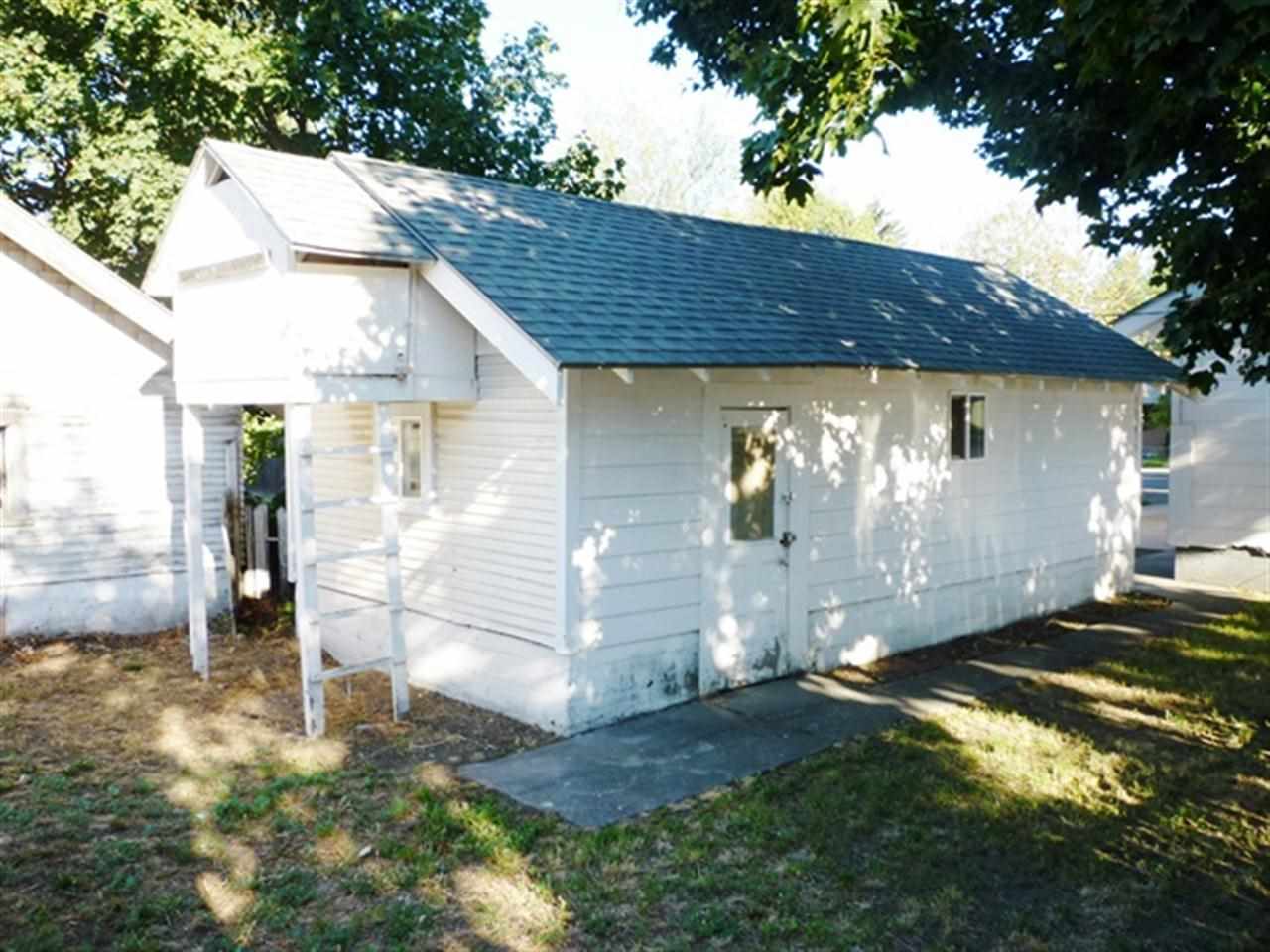 1412 E Jackson Ave - Photo 17