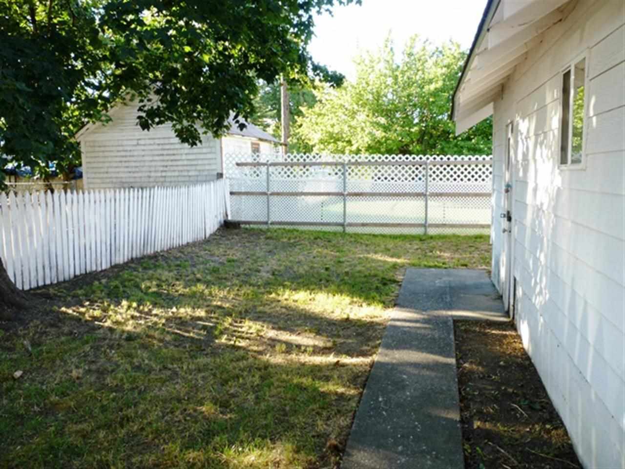 1412 E Jackson Ave - Photo 18