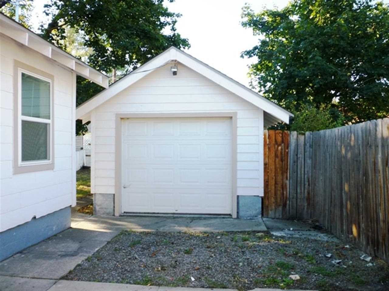 1412 E Jackson Ave - Photo 19