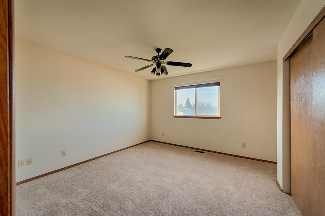 16404 E EASTLAND Ct - Photo 12