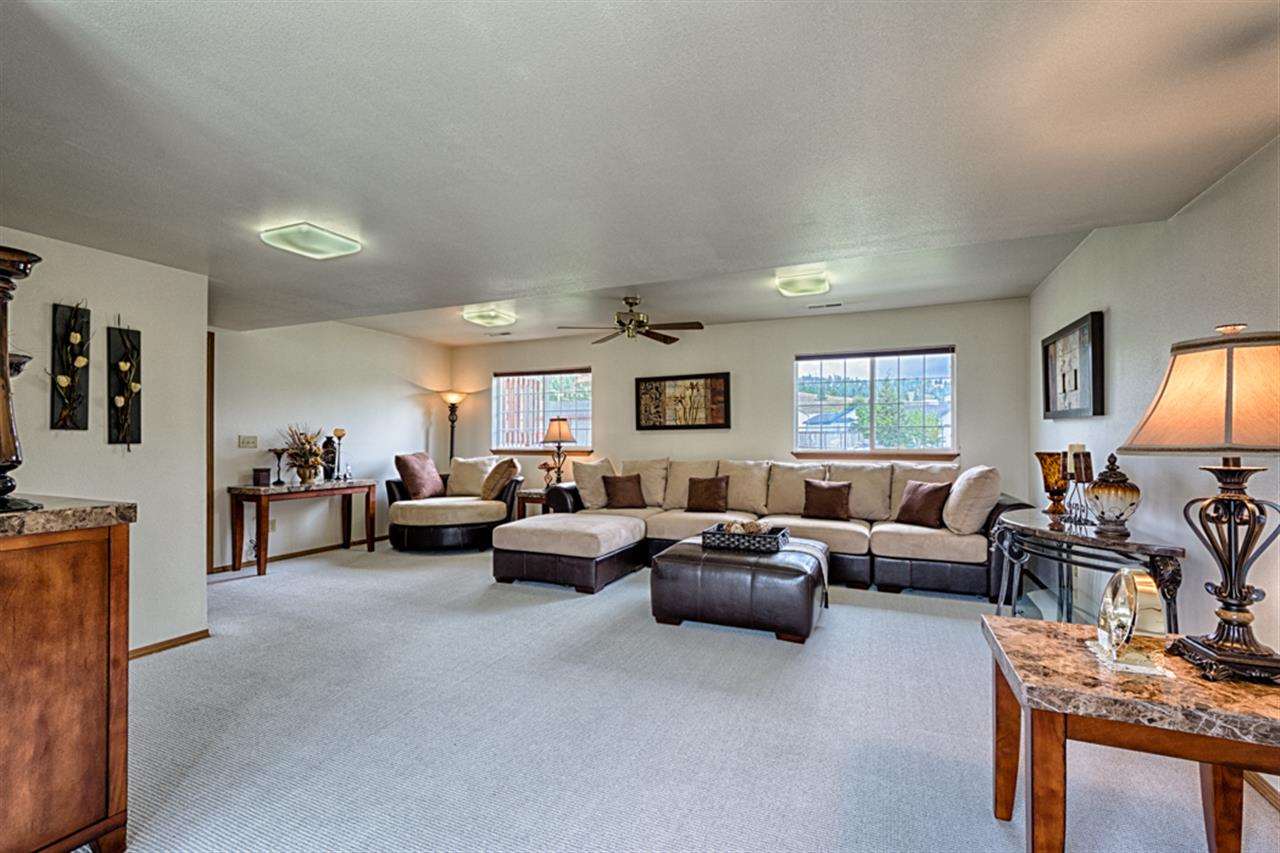 16404 E EASTLAND Ct - Photo 4