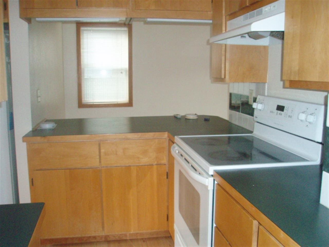418 E Nordin - Photo 3