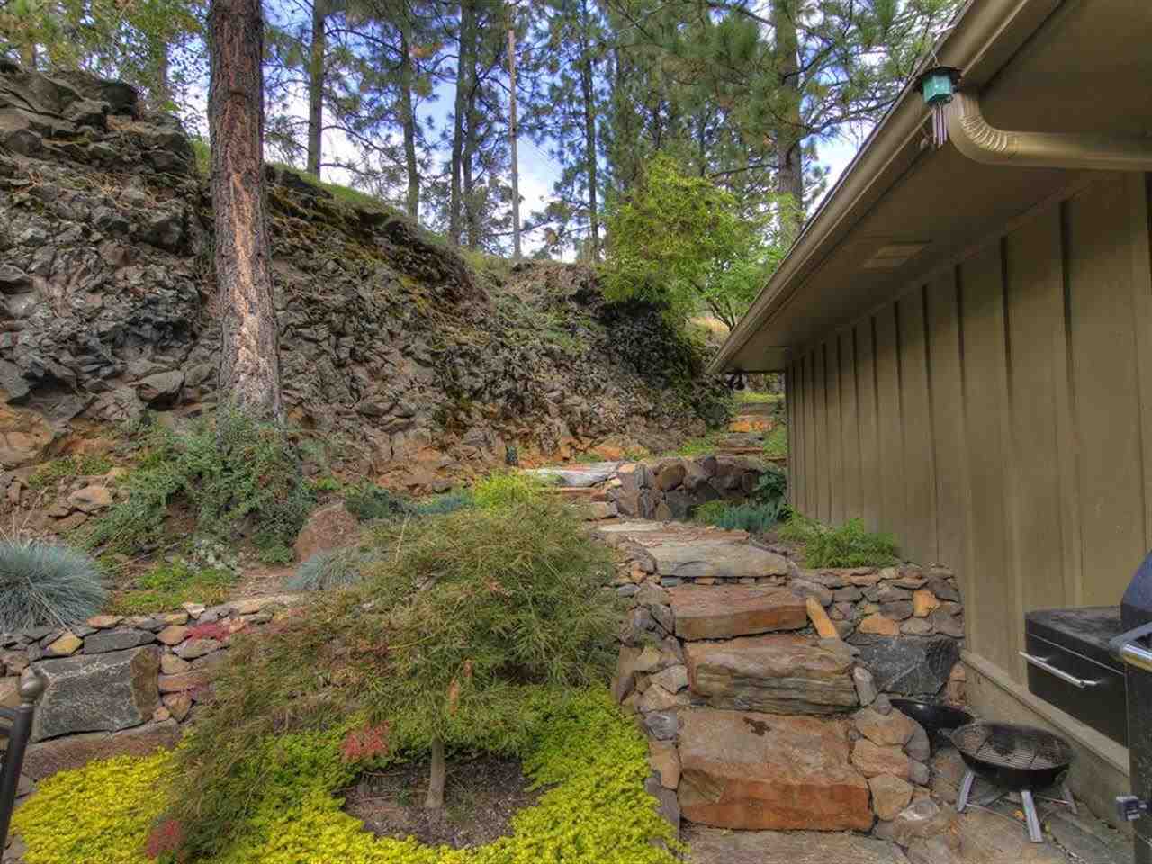 1127 E 26th Ave - Photo 17