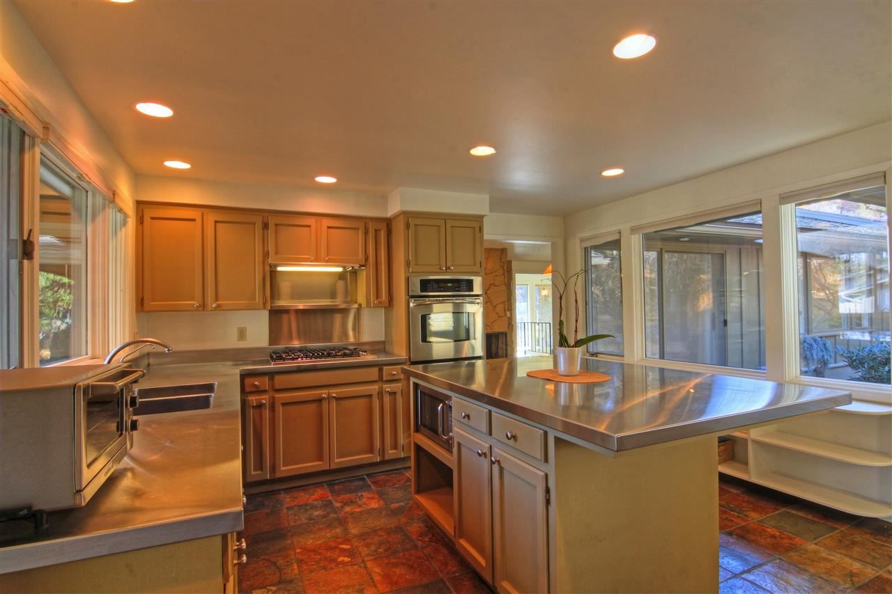 1127 E 26th Ave - Photo 5