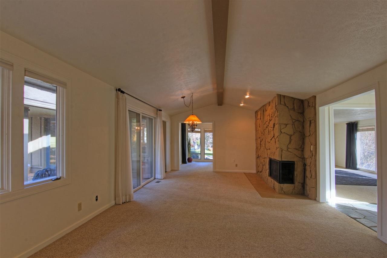 1127 E 26th Ave - Photo 7