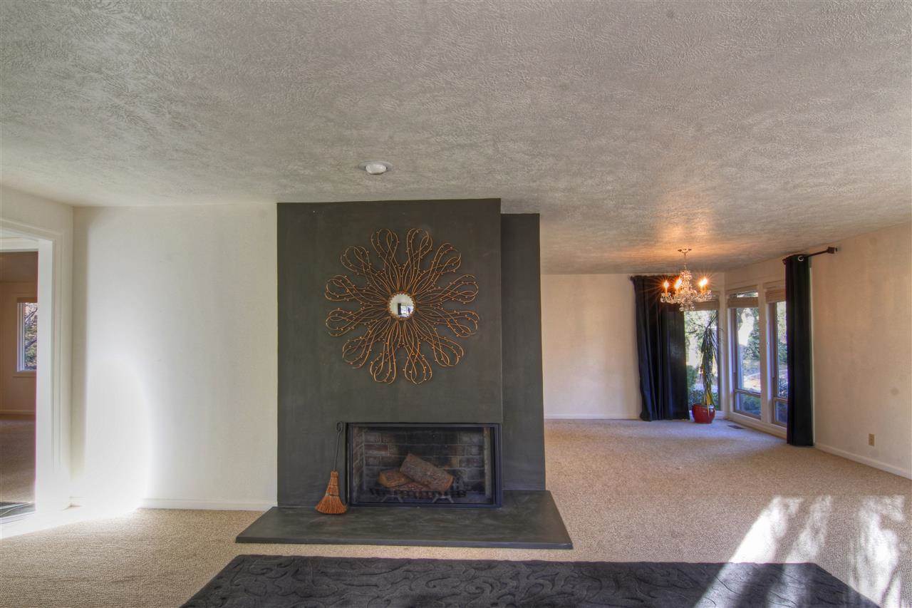1127 E 26th Ave - Photo 10