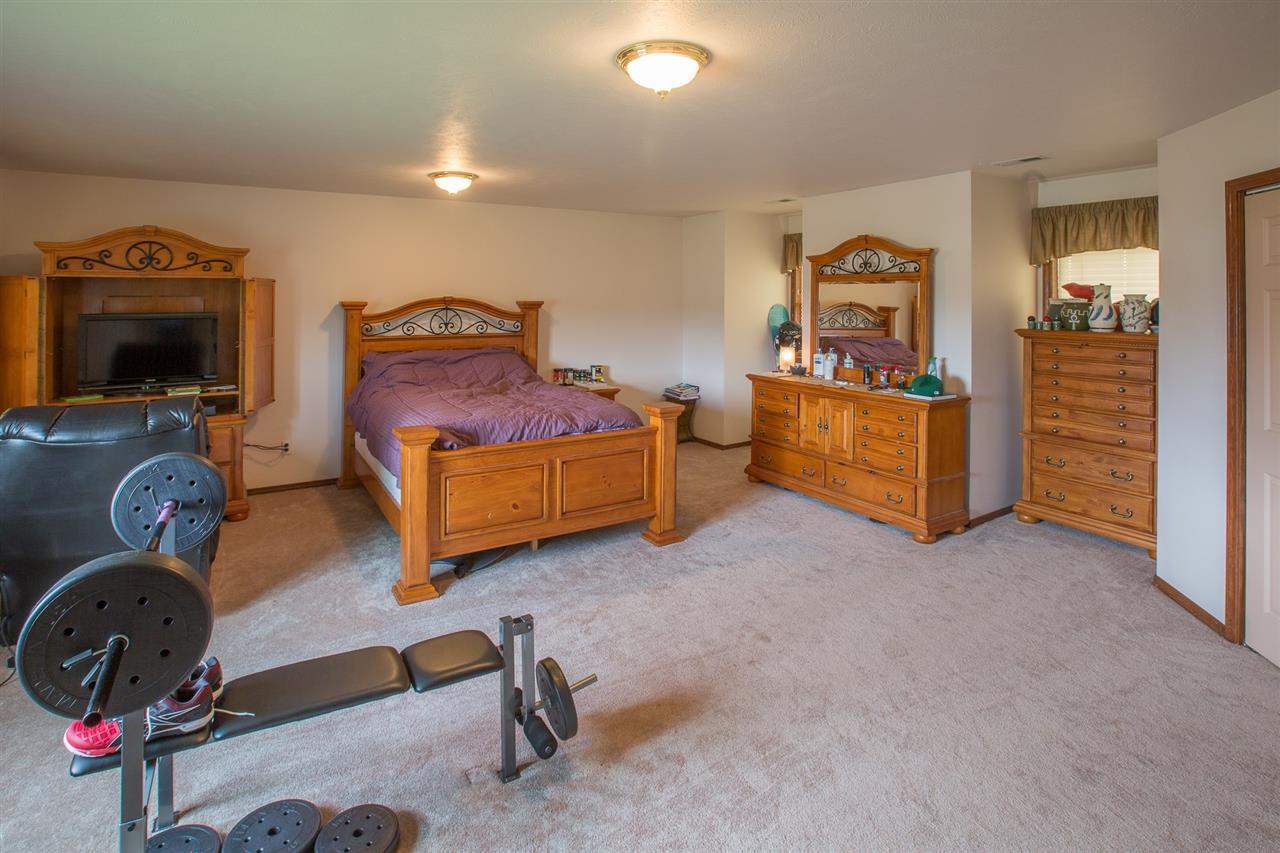 516 E Gem Ln - Photo 11