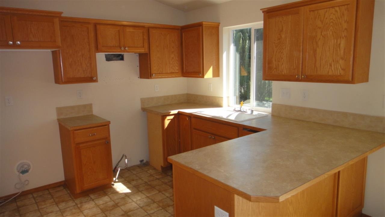 1409 W Summerhill Ct. - Photo 2