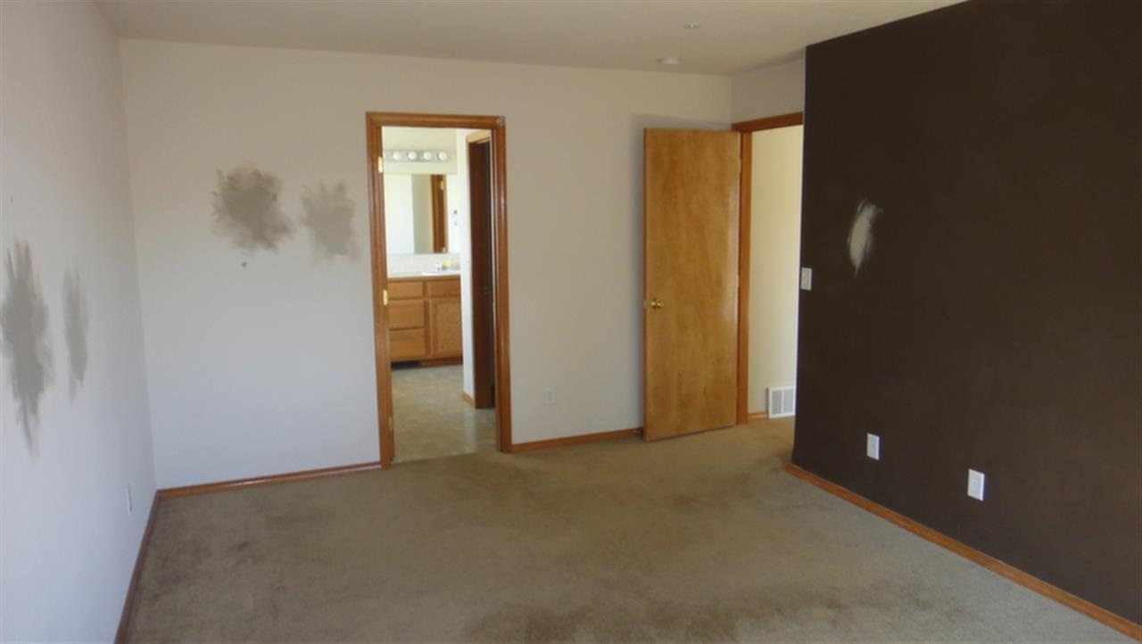 1409 W Summerhill Ct. - Photo 9