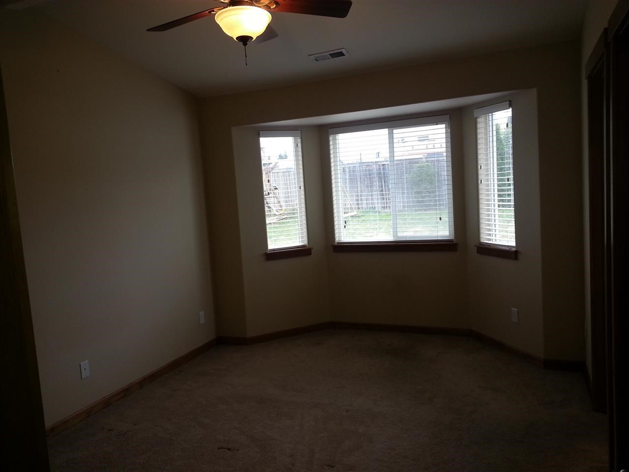 19612 E Nora Ave - Photo 11