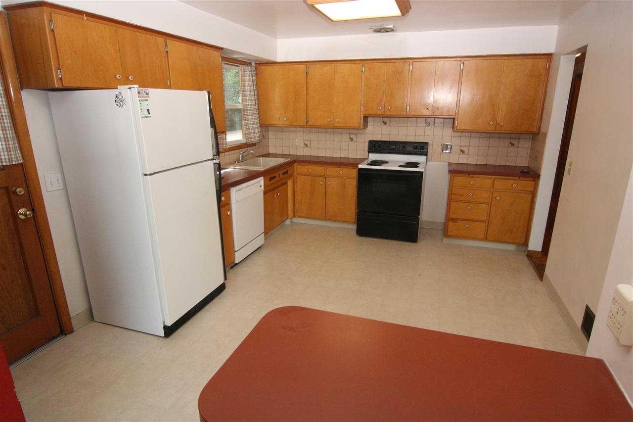 3306 E Hills Ct - Photo 5