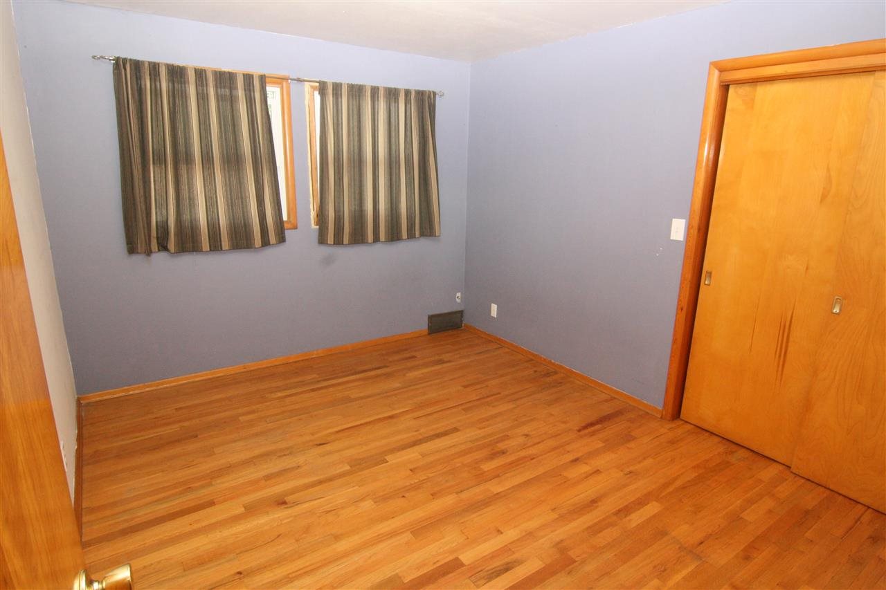 3306 E Hills Ct - Photo 8