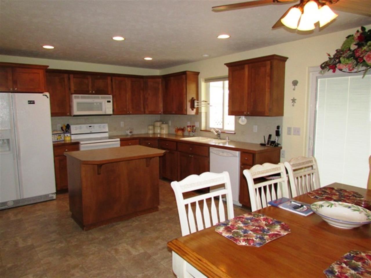 1413 S AVALON - Photo 11