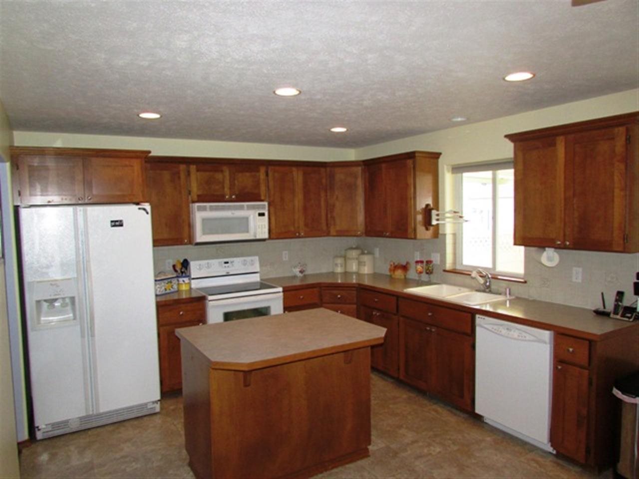 1413 S AVALON - Photo 6