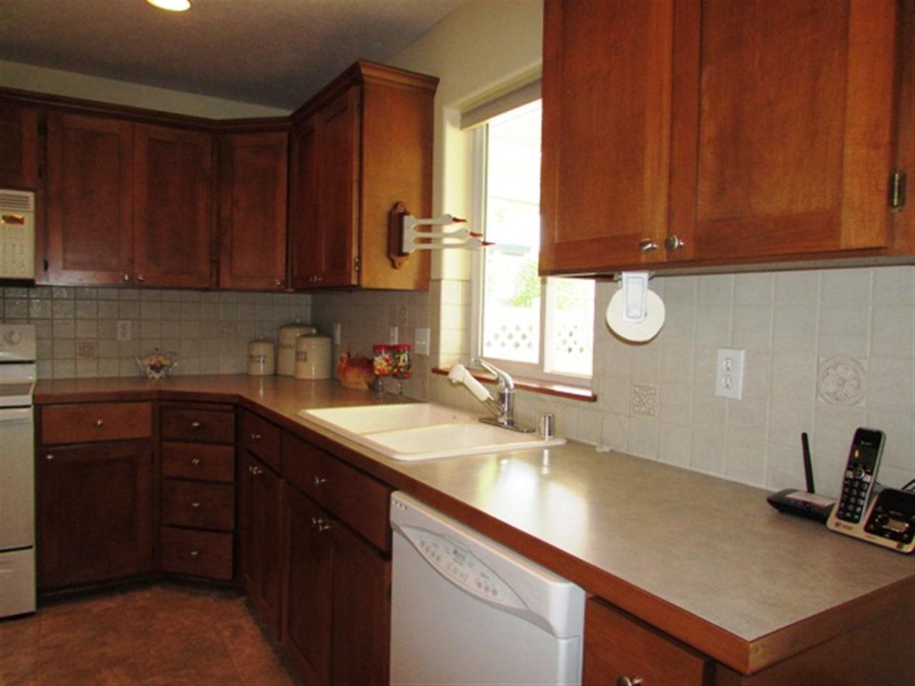 1413 S AVALON - Photo 7