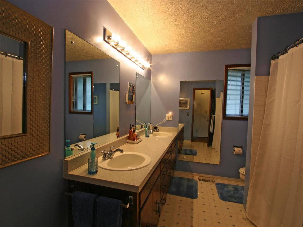 9710 N Glendale Ct - Photo 11