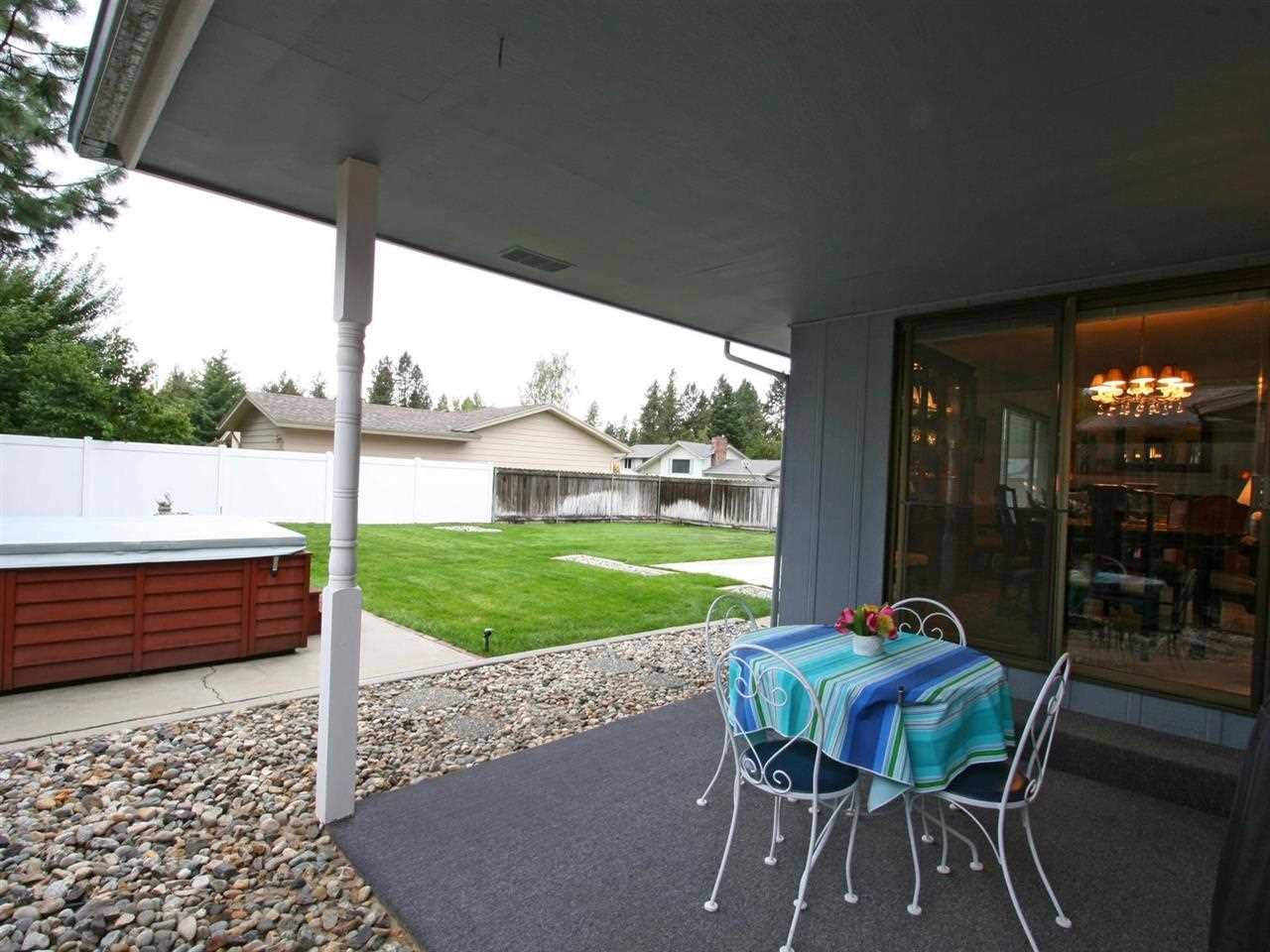 9710 N Glendale Ct - Photo 16