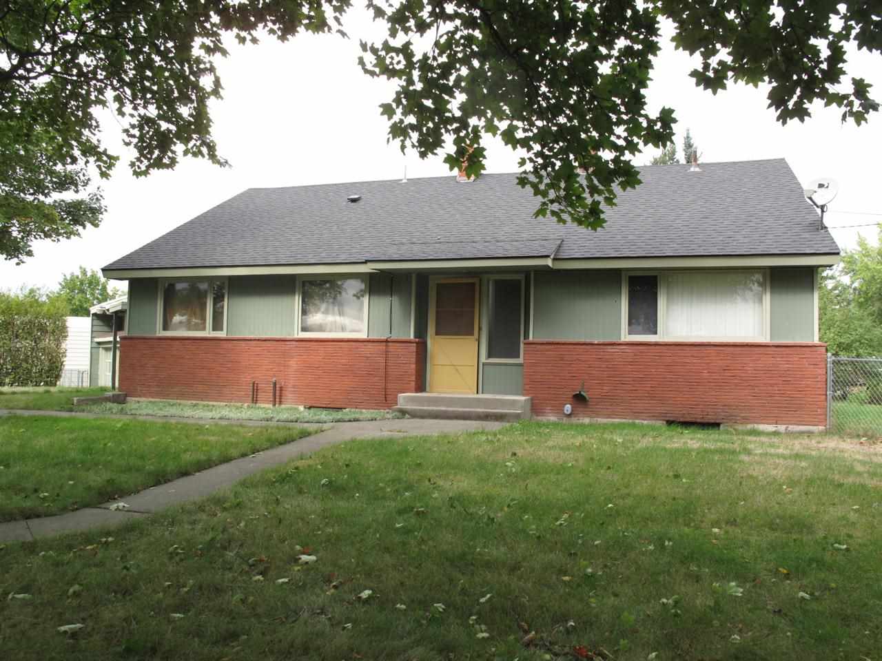 9115 E Heroy Ave - Photo 1