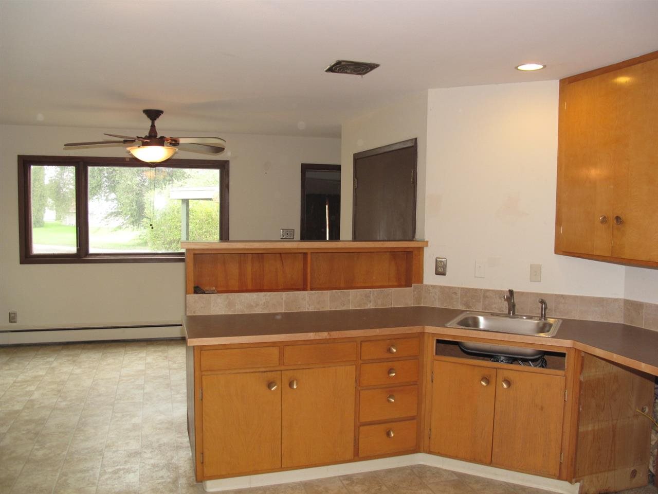 9115 E Heroy Ave - Photo 3