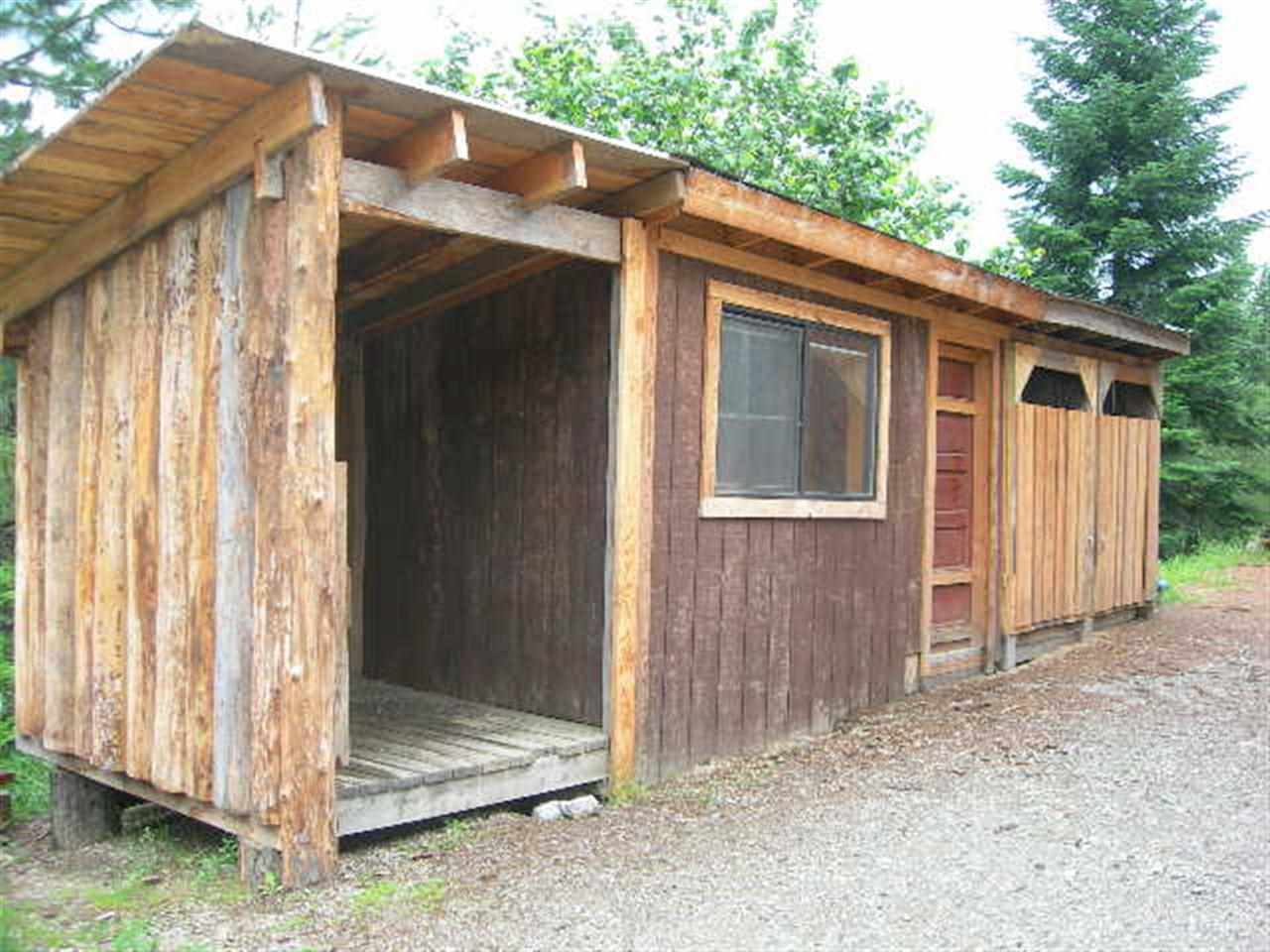 1361 Greenhouse Rd - Photo 5