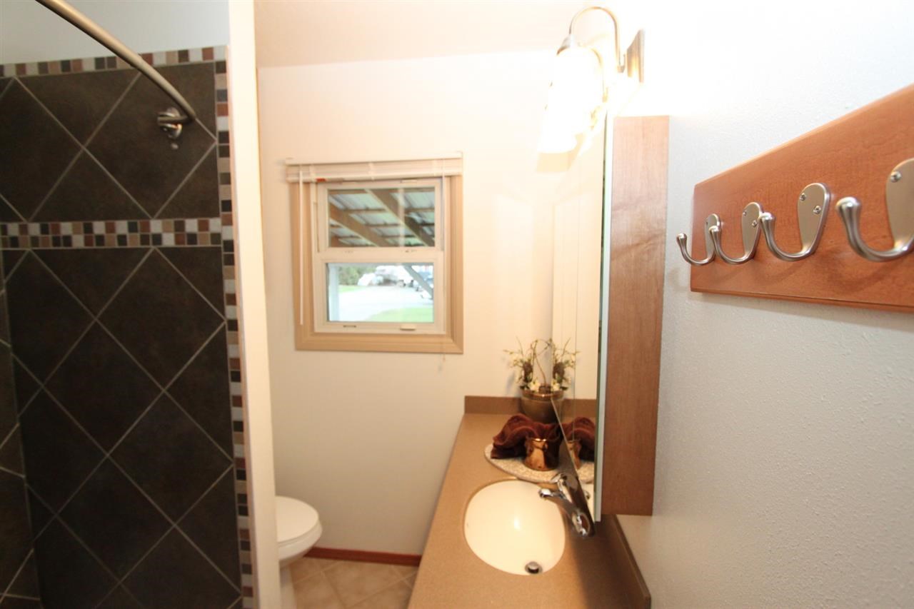 627 S Henry - Photo 12