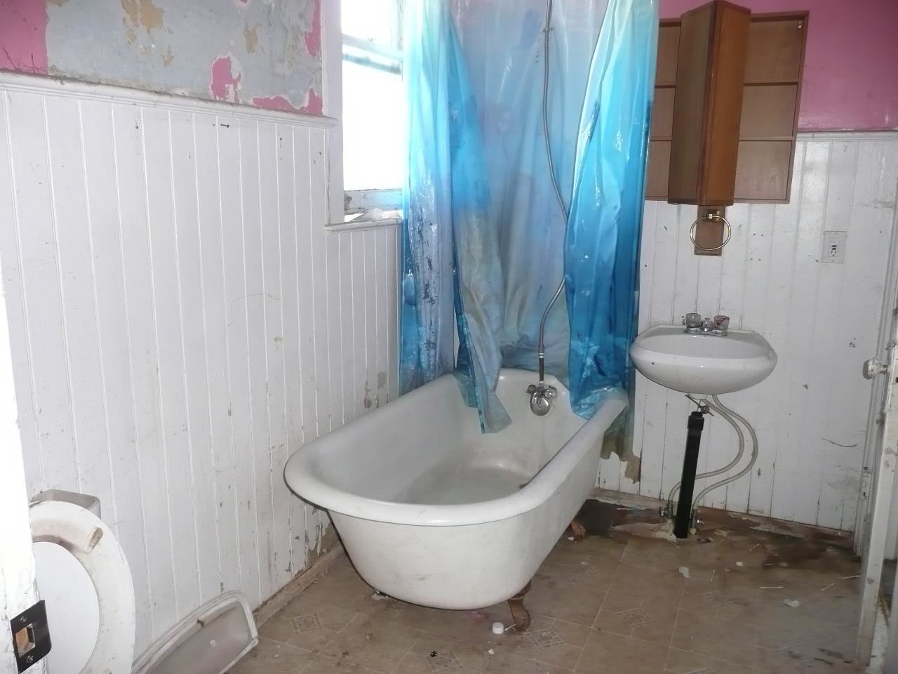 2202 W Broadway Ave - Photo 6