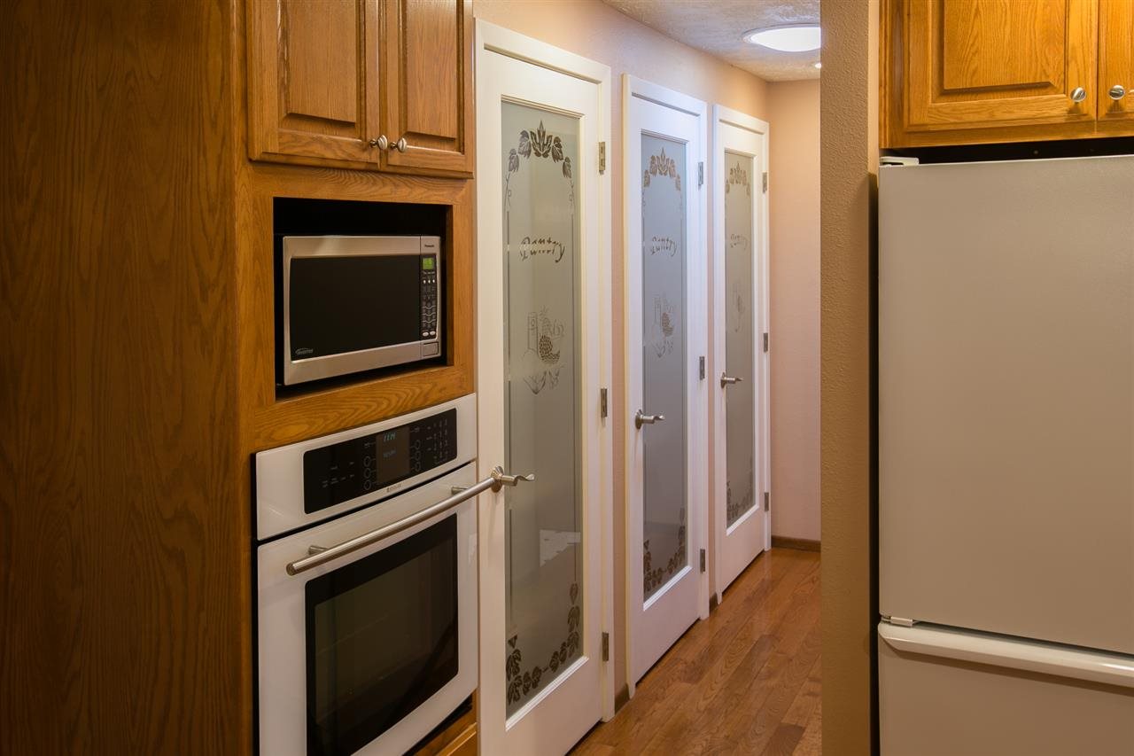 1918 E 65th Ave - Photo 7