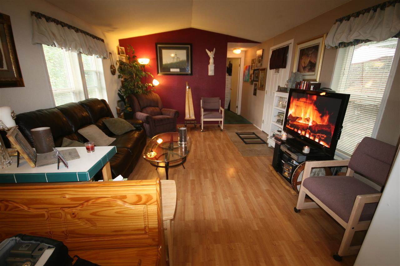 8120 E 1st Ave - Photo 3