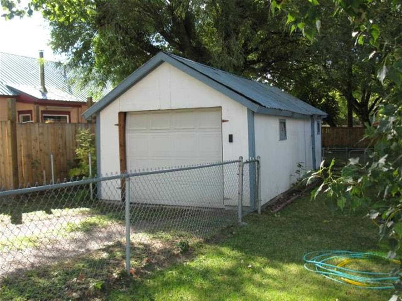 518 E 4th Ave - Photo 8