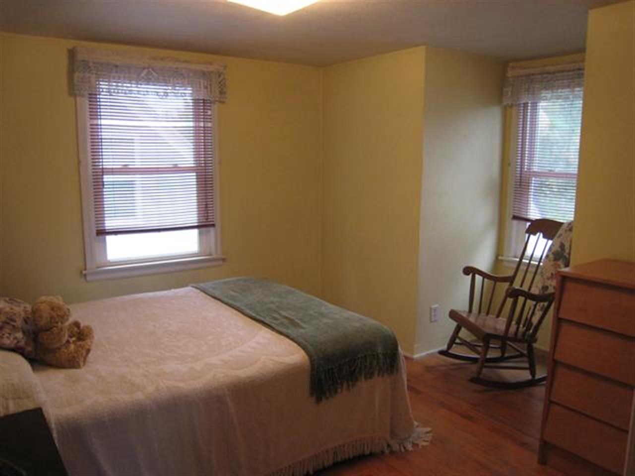 935 E Thurston Ave - Photo 11