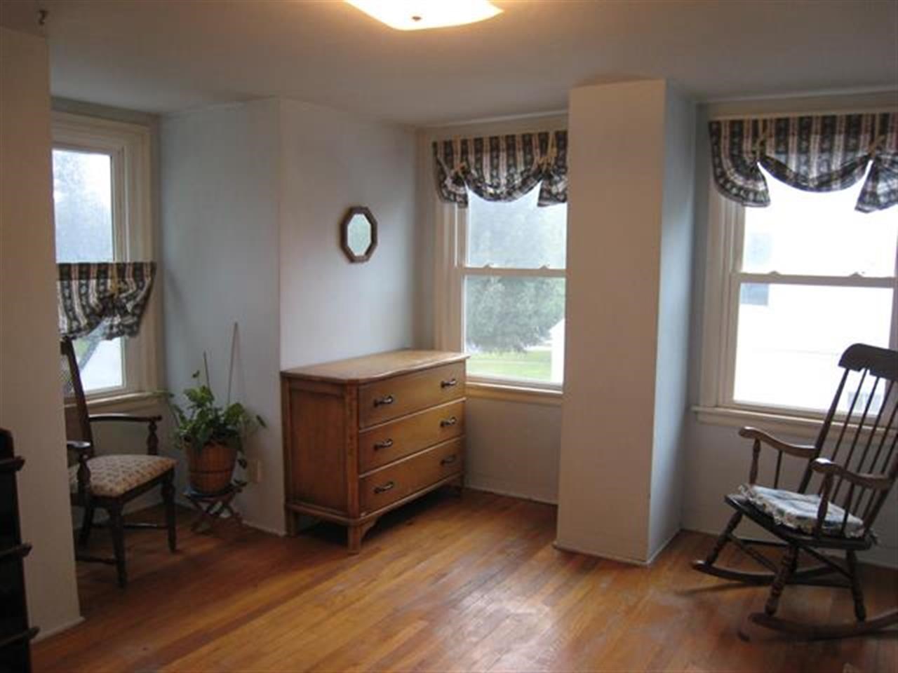 935 E Thurston Ave - Photo 13