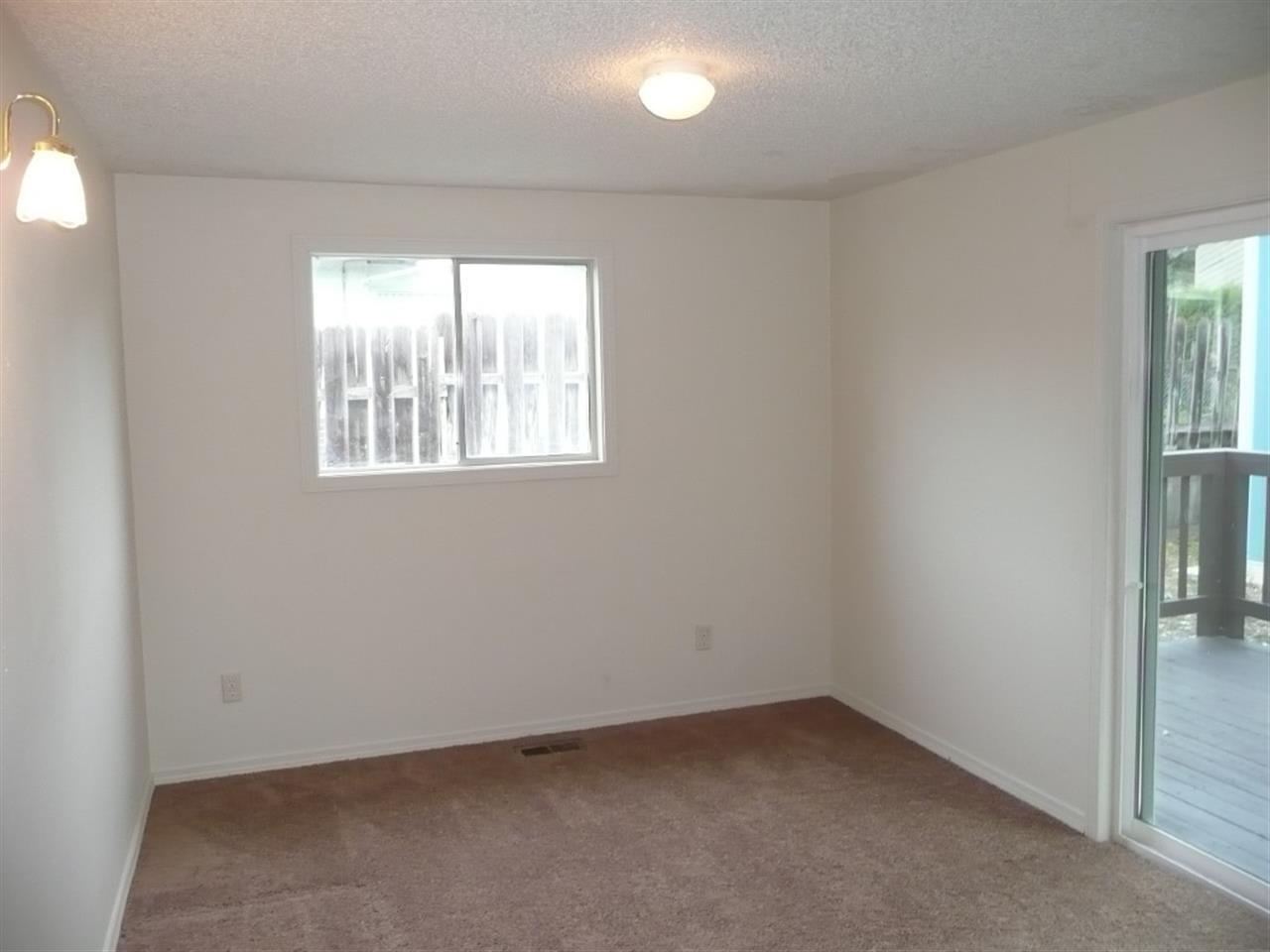 2034 E 63rd Ave - Photo 7