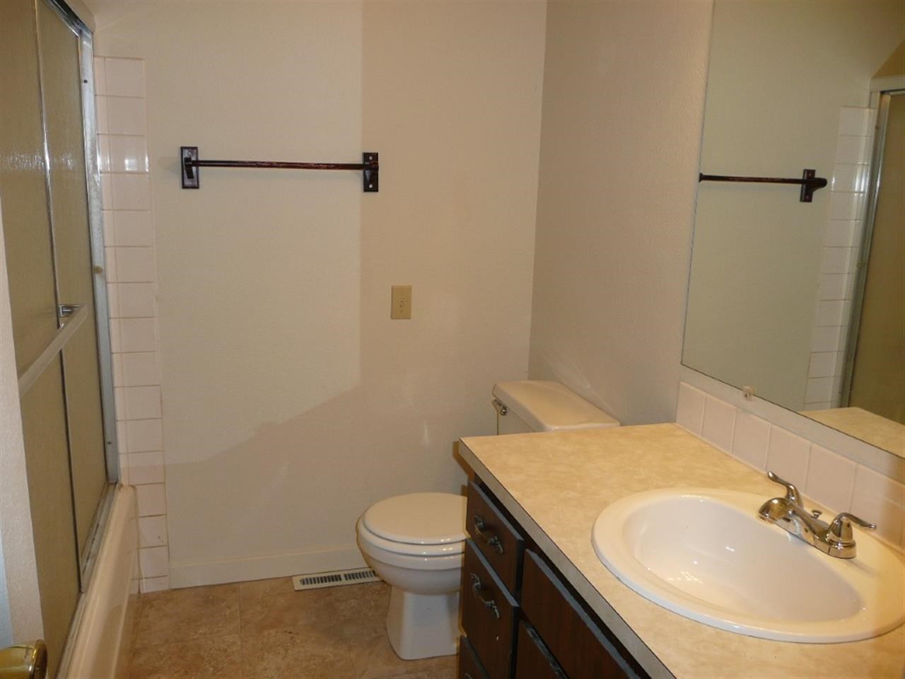 2034 E 63rd Ave - Photo 9