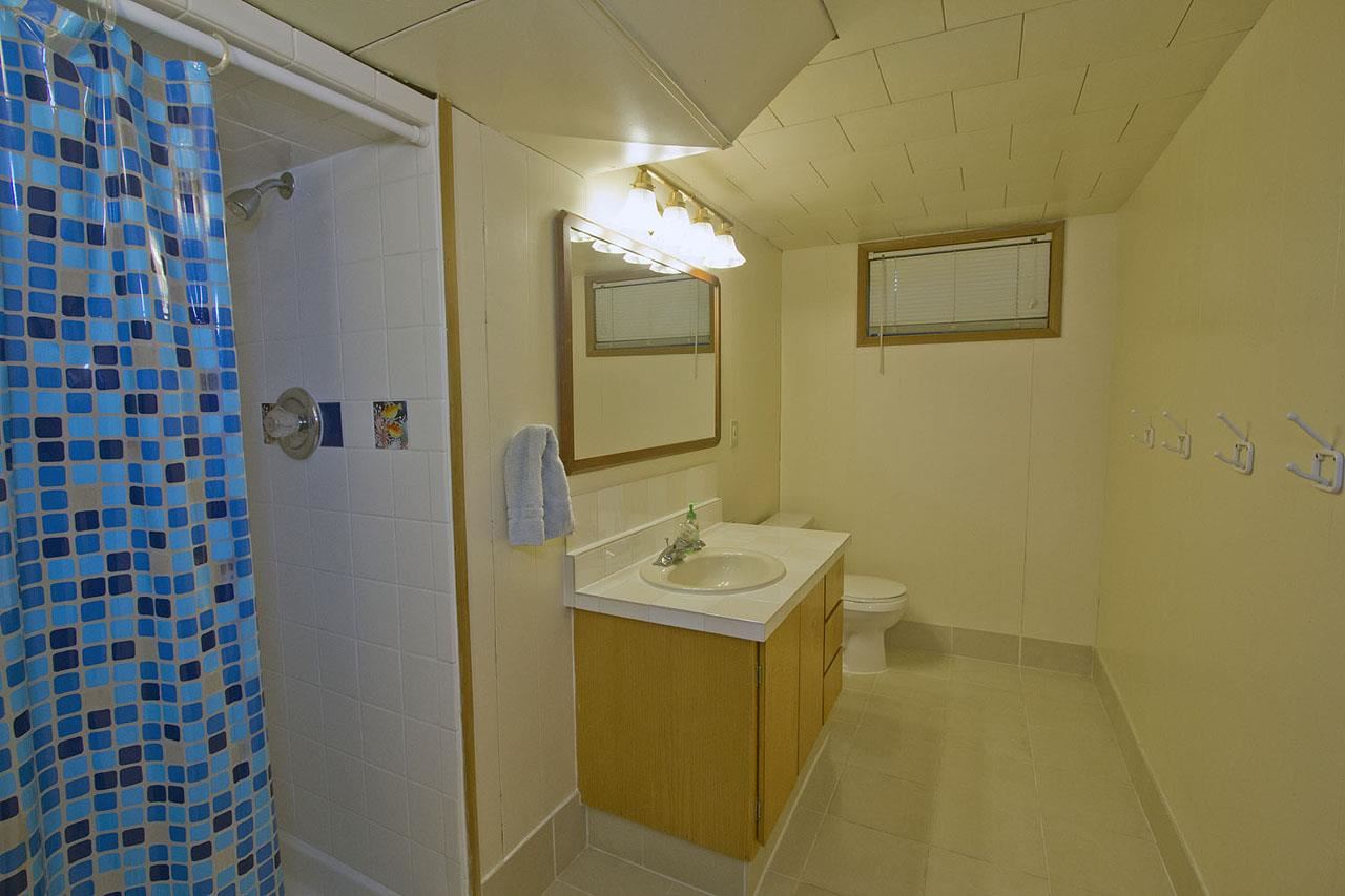 621 E C St - Photo 11