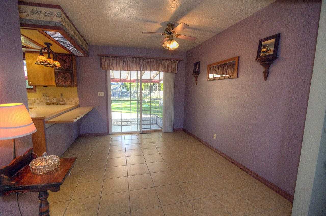 621 E C St - Photo 4